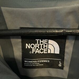 Women’s North Face jacket